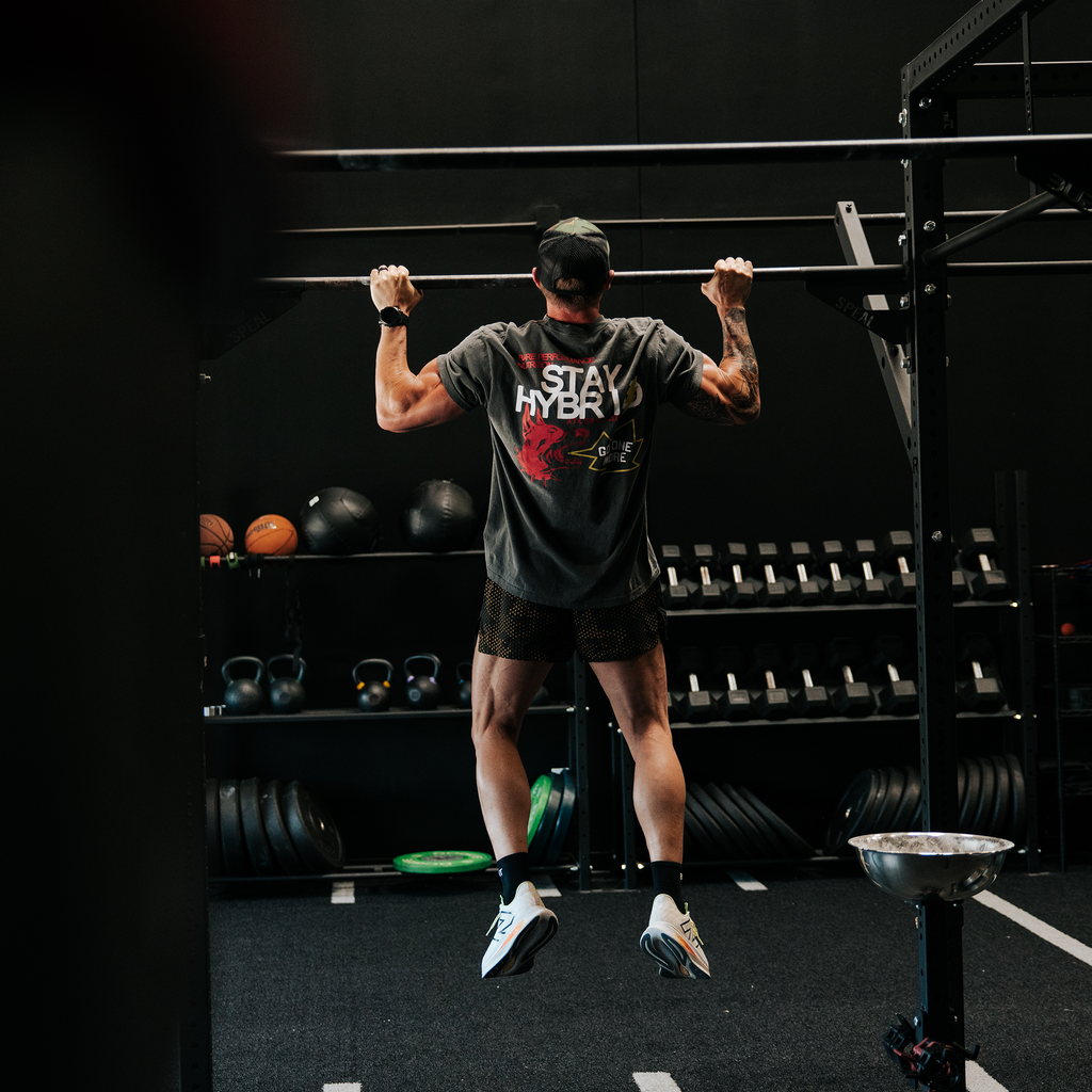Stay Hybrid Tee